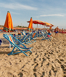 LISA-Sprachreisen-Italienisch-Viareggio-Sandstrand LISA-Sprachreisen-Italienisch-Viareggio-Sandstrand