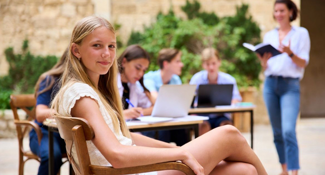 Englisch-Sprachkurse für Schüler in Malta-St-Julians