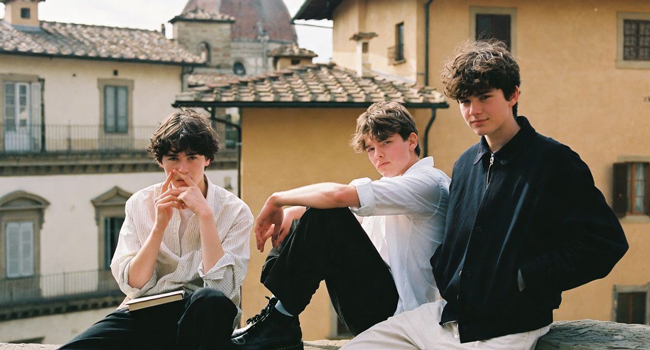 Jungen auf Entdeckungstour bei einer LISA! Italienisch-Sprachreise für Schüler in Florenz Schüler erkunden Florenz während einer LISA! Italienisch-Sprachreise für Schüler in Florenz, Italien