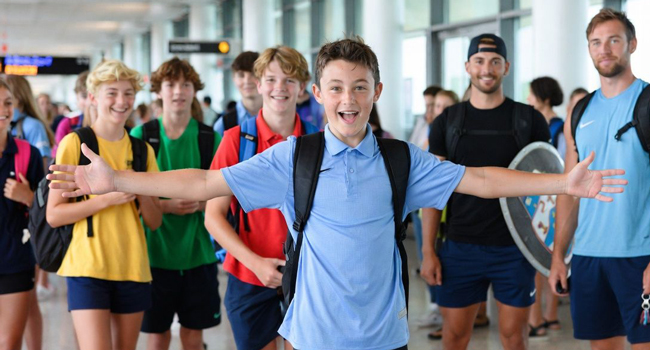 Schülergruppe bei der Ankunft zu einer LISA! Italienisch-Sprachreise für Schüler in Orbetello, Italien