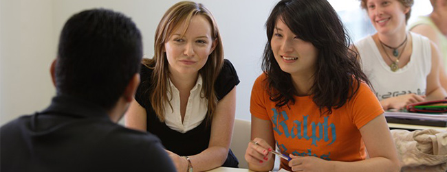 LISA-Sprachreisen-Englisch-Adelaide-Australien-Sprachschule-Sprachunterricht-Klassenraum-moderner-Unterricht-Sprachkurs-internationale-Teilnehmer LISA-Sprachreisen-Englisch-Adelaide-Australien-Sprachschule-Sprachunterricht-Klassenraum-moderner-Unterricht-Sprachkurs-internationale-Teilnehmer