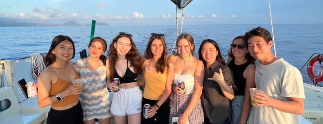 LISA-Sprachreisen-Erwachsene-Englisch-USA-Hawaii-Honolulu-Freizeit-Meer-Yacht-Ausflug