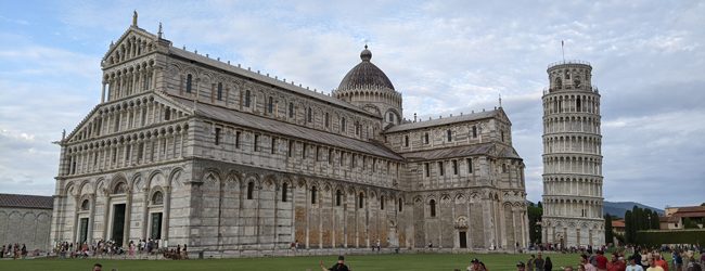 LISA-Sprachreisen-Erwachsene-Italienisch-Italien-Viareggio-Ausflug-Pisa-Dom-Turm-Schief