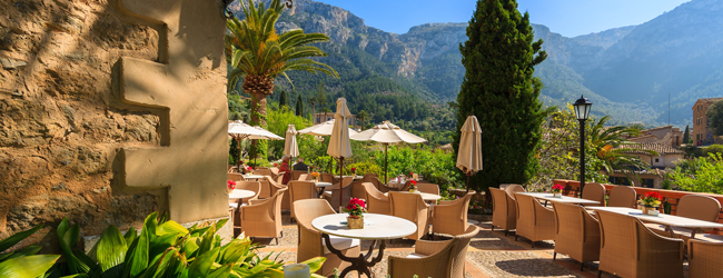 LISA! Sprachreisen Mallorca Restaurant LISA! Sprachreisen Mallorca schönes spanisches Restaurant in den Bergen Terrasse