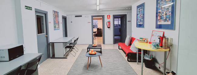 LISA-Sprachreisen-Erwachsene-Spanisch-Spanien-Palma-De-Mallorca-Schule-Rezeption-Empfang-Lounge LISA-Sprachreisen-Erwachsene-Spanisch-Spanien-Palma-De-Mallorca-Schule-Rezeption-Empfang-Lounge