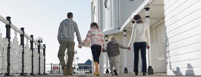 LISA-Sprachreisen-Familien-Englisch-England-Brighton-Old-Steine-Spaziergang-Meer-Promenade