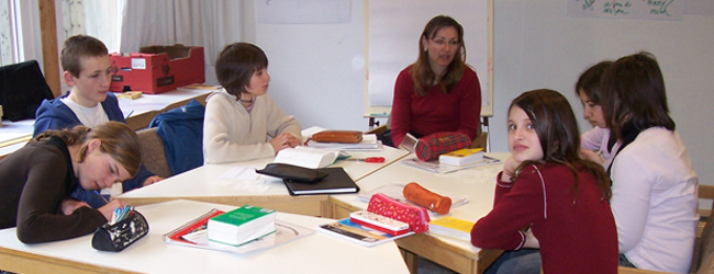 LISA-Sprachreisen-Schueler-Deutsch-Englisch-Deutschland-Muenchen-Untericht-Klassenraum-Gruppe LISA-Sprachreisen-Schueler-Deutsch-Englisch-Deutschland-Muenchen-Untericht-Klassenraum-Gruppe