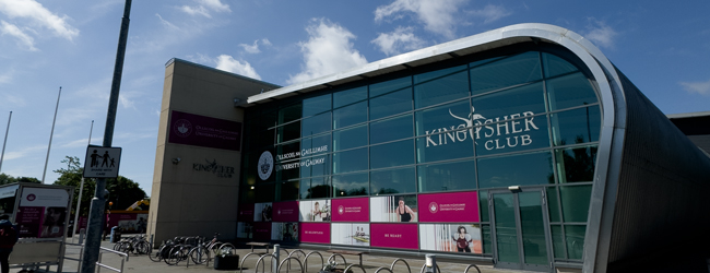 Modernes Gebäude der Universität von Galway